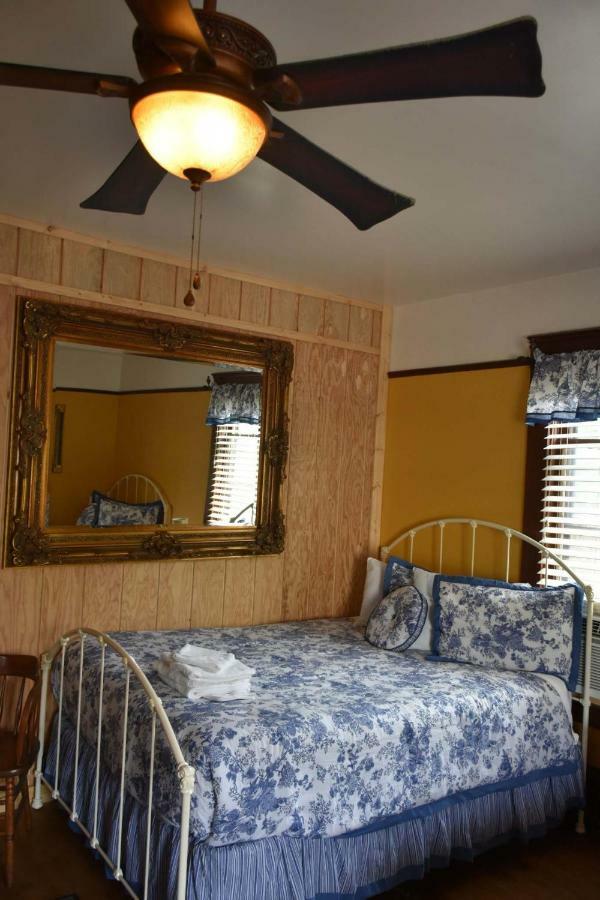 Victorian Inn & Carriage House Gardiner Exterior foto